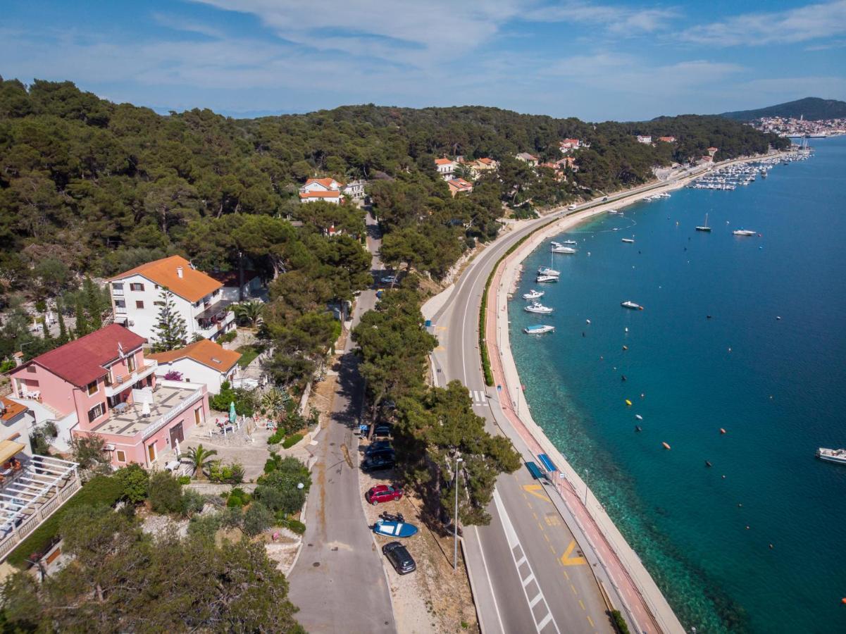 Apartments Villa Julija Мали-Лошинь Экстерьер фото