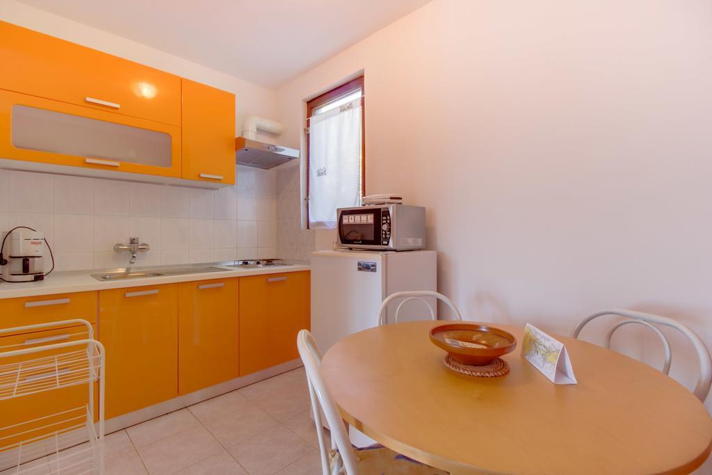 Apartments Villa Julija Мали-Лошинь Номер фото