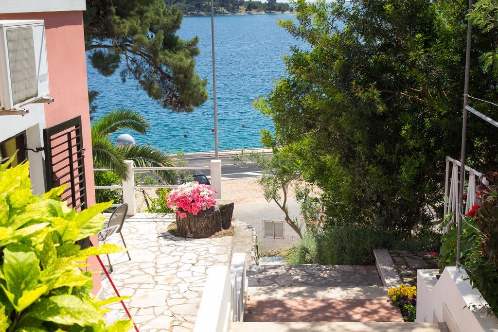 Apartments Villa Julija Мали-Лошинь Номер фото