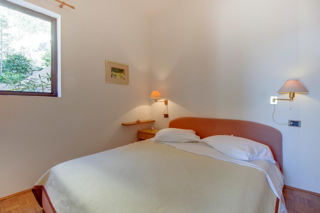 Apartments Villa Julija Мали-Лошинь Номер фото