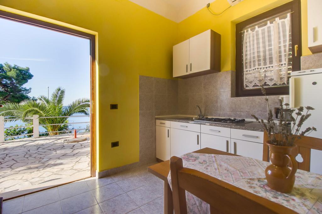Apartments Villa Julija Мали-Лошинь Номер фото