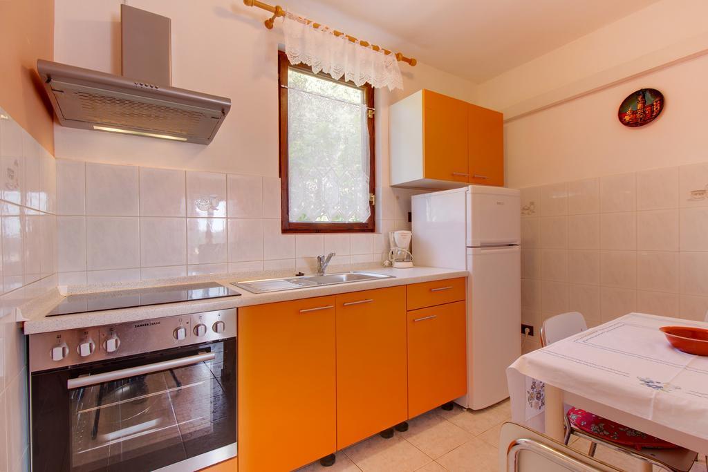 Apartments Villa Julija Мали-Лошинь Номер фото