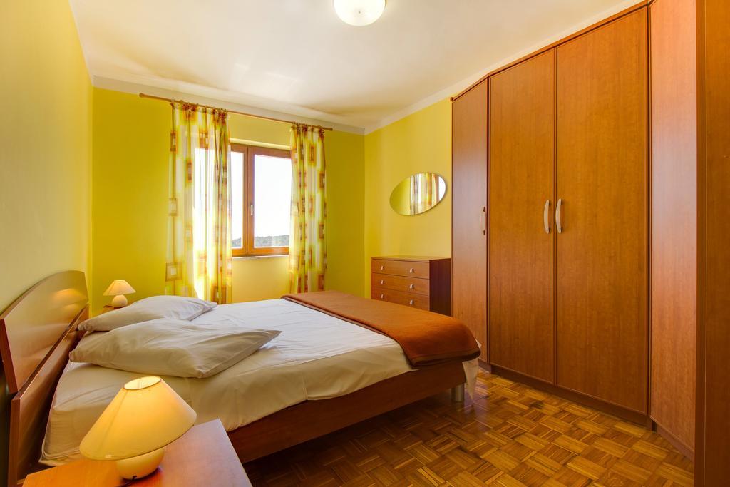Apartments Villa Julija Мали-Лошинь Номер фото